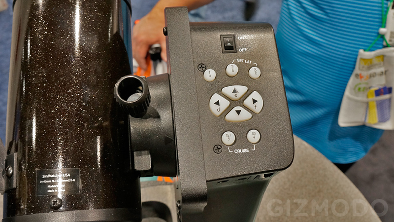 Illustration for article titled Celestron's Virtuoso Telescope Mount Captures the Stars Above or Gigapixel Images Here On Earth